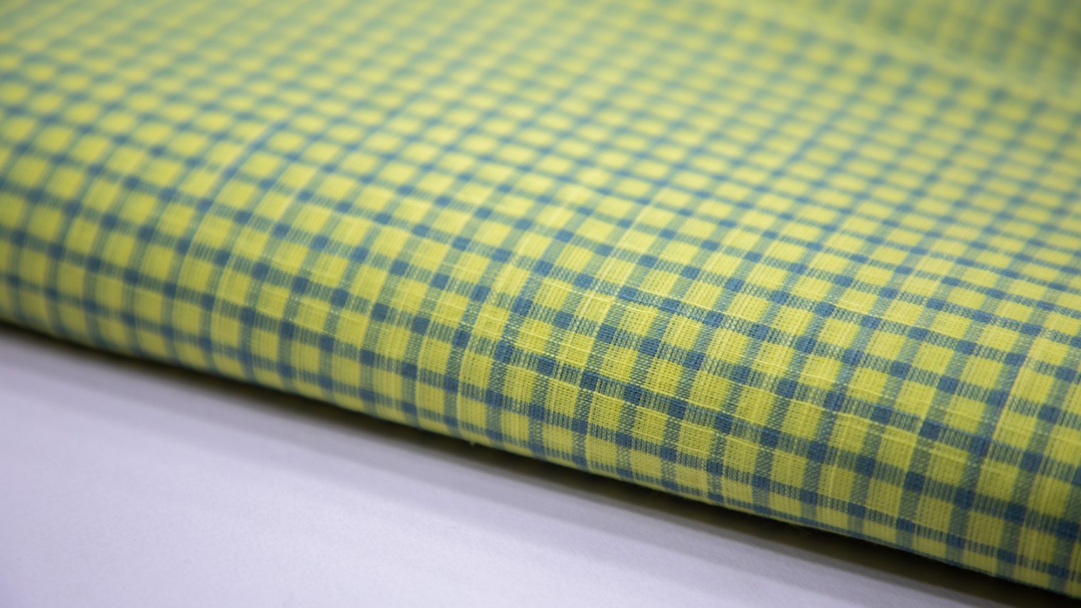 PASTEL LIME YELLOW COLOR SOUTH COTTON HANDLOOM BLUE CHEX WEAVE FABRIC - 4216