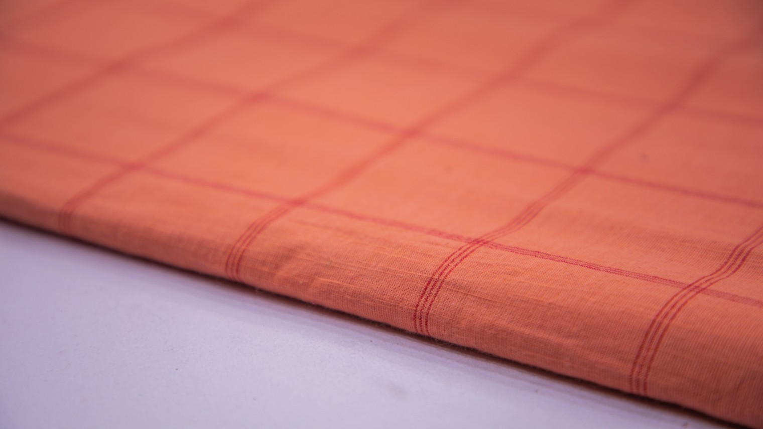 SALMON PEACH COLOR SOUTH COTTON HANDLOOM RED CHEX WEAVE FABRIC - 4285