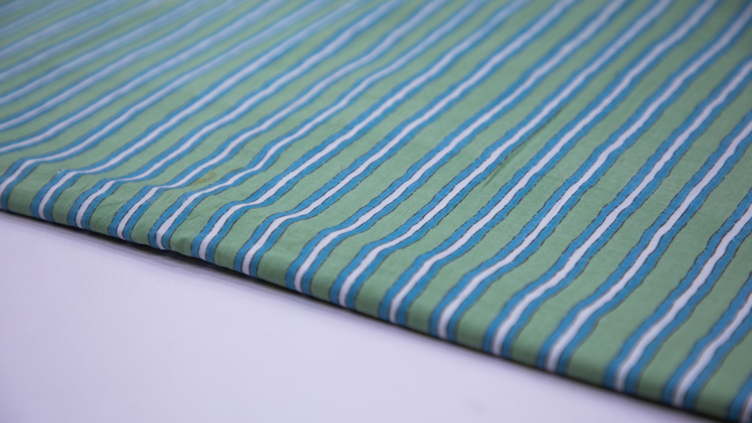TEAL GREEN COLOR COTTON SCREEN PRINT STRIPES PATTERN FABRIC - 4571