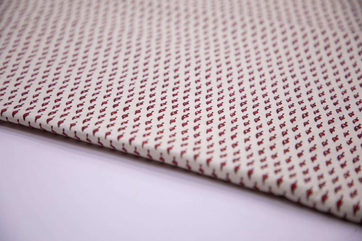 Off White Color Cotton Flex Red Leaf Motif Print Fabric - 4636