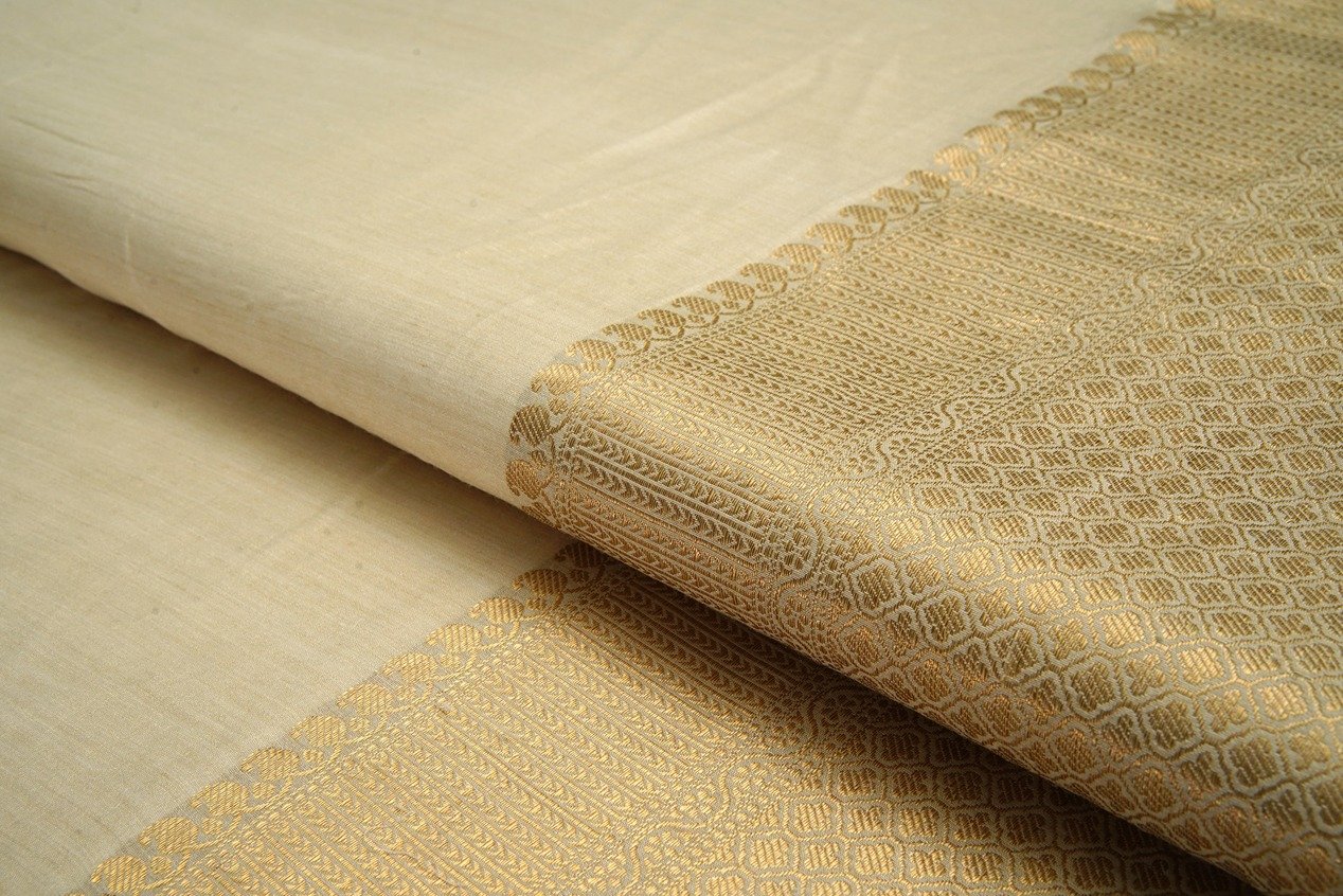 DIABLE OFFWHITE COLOR PURE MUNGA SILK  COPPER WEAVE MOTIF PATTERN BROCADE FABRIC 11219