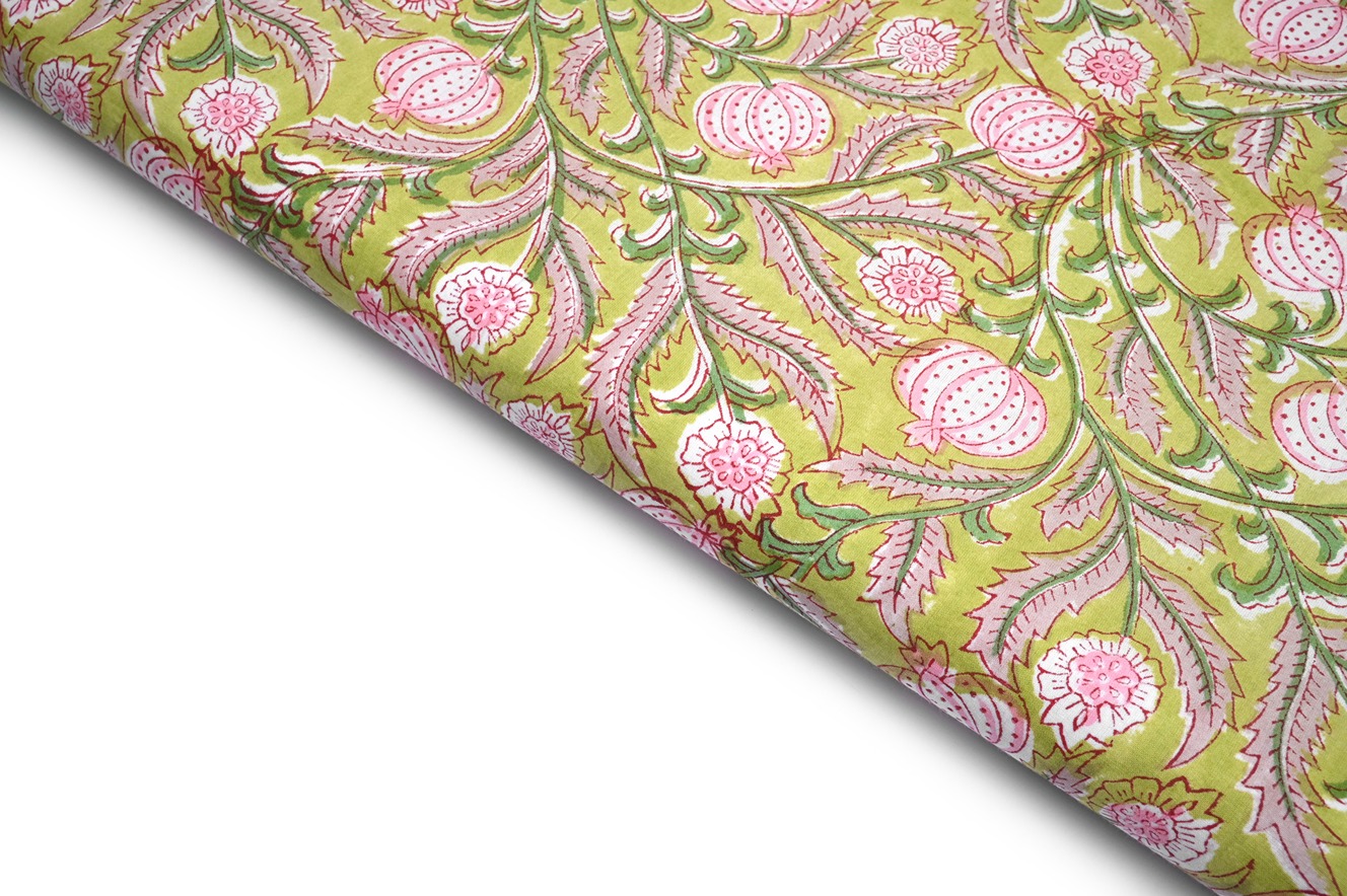 LIME GREEN COLOR COTTON GAMTHI RAPID HANDBLOCK FLORAL CHAIN PATTERN PRINTED FABRIC 8652
