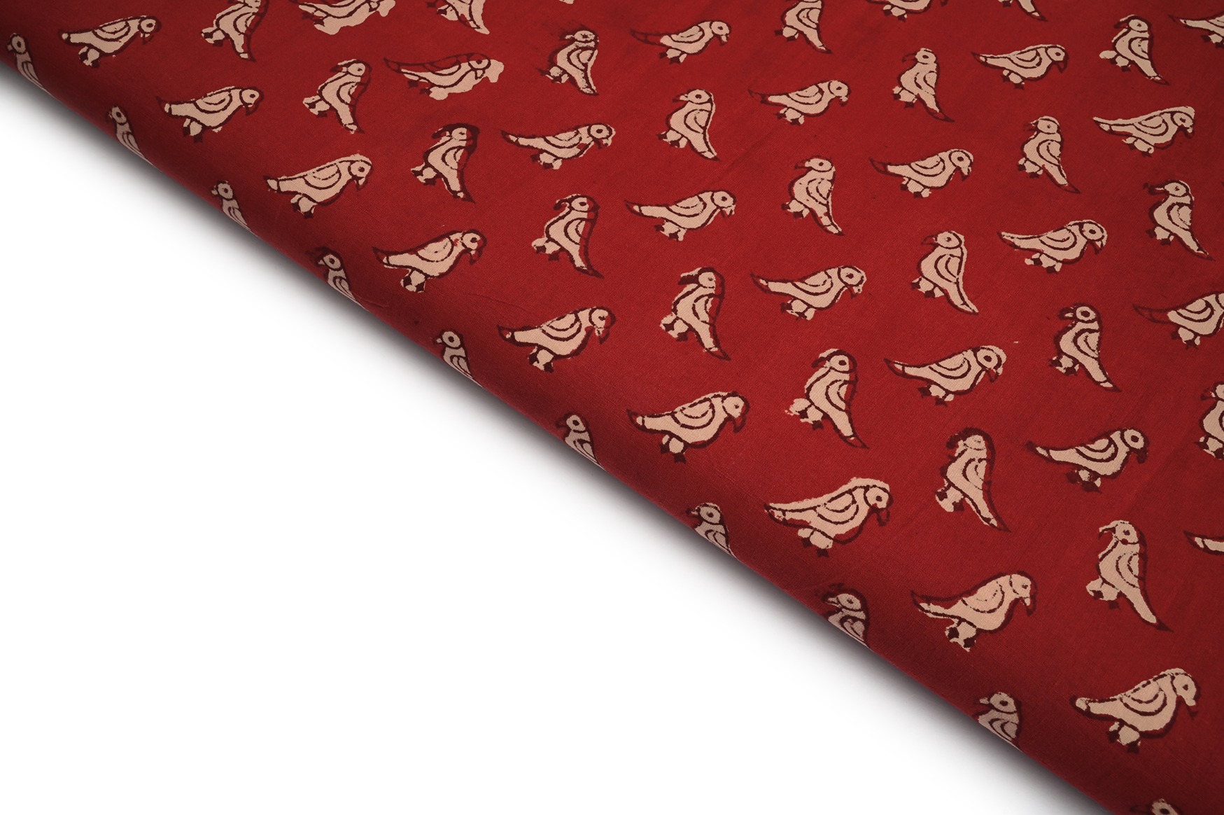 NATURAL RED COLOR COTTON GAMTHI BEIGE PARROT SHAPE HANDBLOCK MOTIVE PATTERN PRINTED FABRIC 8670